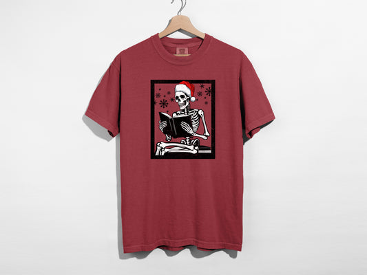 holiday reading skeleton t-shirt