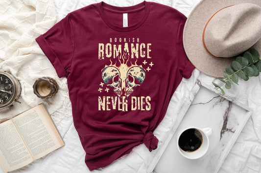 bookish romance never dies tee (november '23)